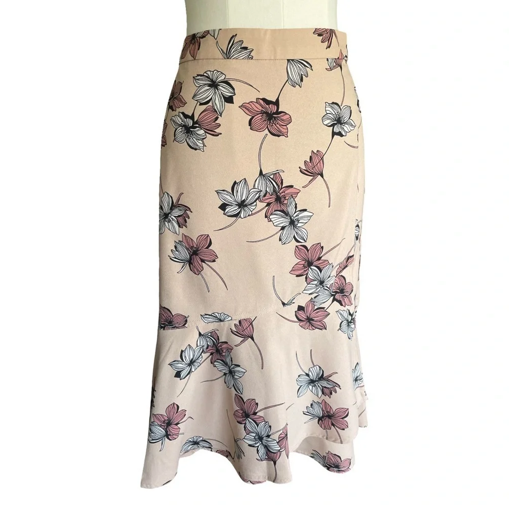 Banana Republic Light Pink Floral Trumpet Midi Skirt Size 6